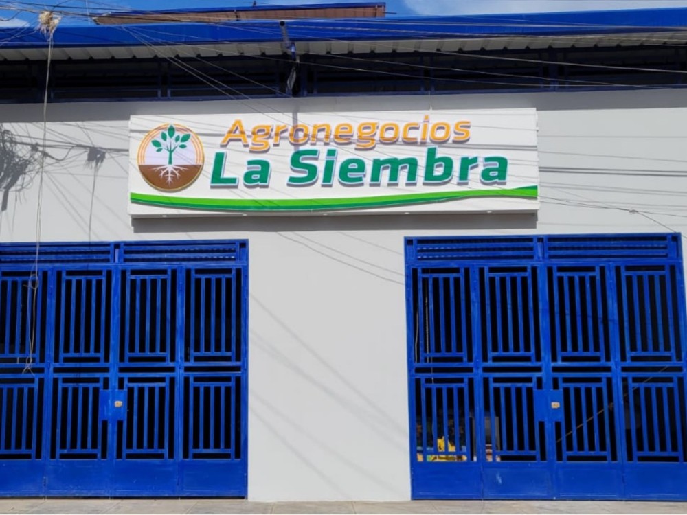 Fachada de Sede - Mochoqueque